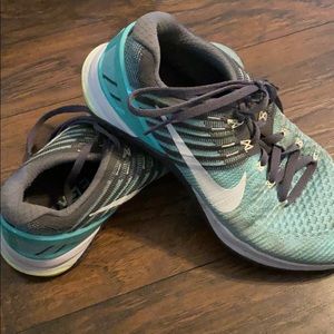 Nike Metcon DSX Flyknit Size 7.5 Teal/Gray